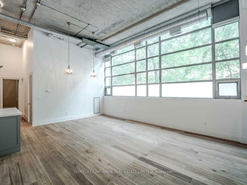 Preview image for 637 Lake Shore Blvd W #115, Toronto