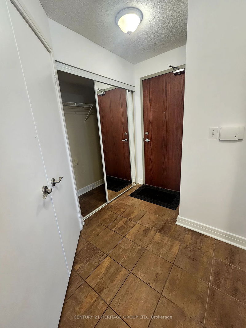 Preview image for 16 Harrison Garden Blvd #2604, Toronto