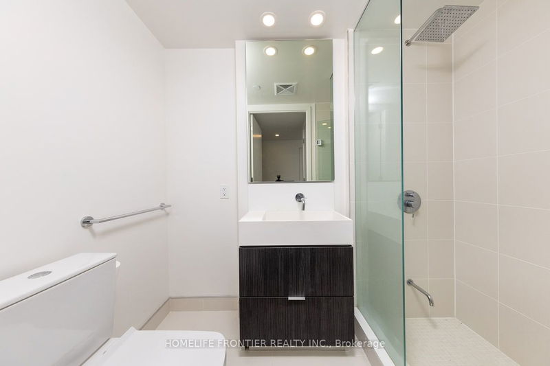 Preview image for 8 Hillsdale Ave E #621, Toronto