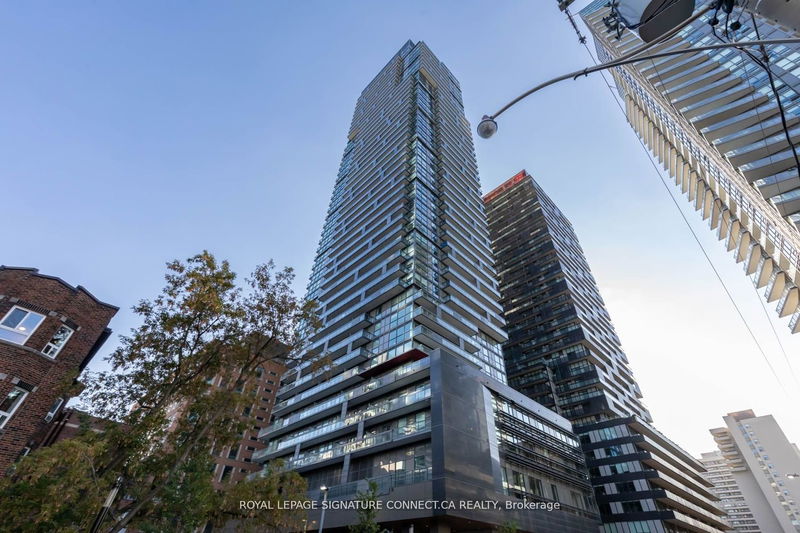 Preview image for 39 Roehampton Ave W #1101, Toronto