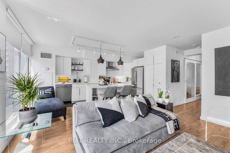 Preview image for 75 Dalhousie St #804, Toronto