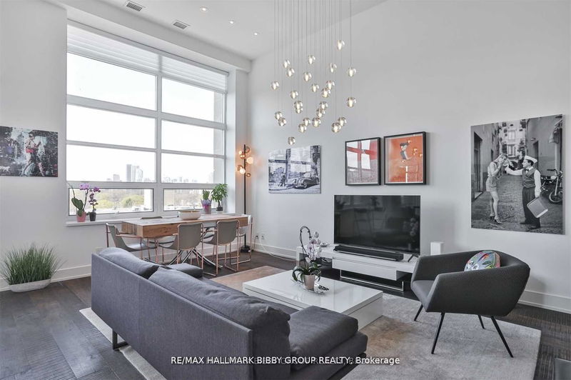 Preview image for 111 St Clair Ave W #819, Toronto