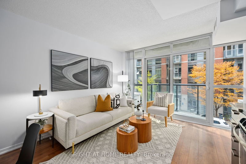 Preview image for 36 Lisgar St #203, Toronto