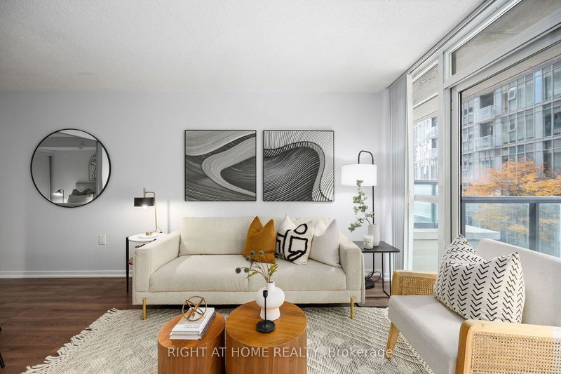 Preview image for 36 Lisgar St #203, Toronto