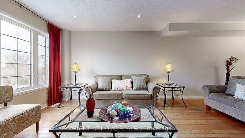 Preview image for 34 Rumi Cres, Toronto