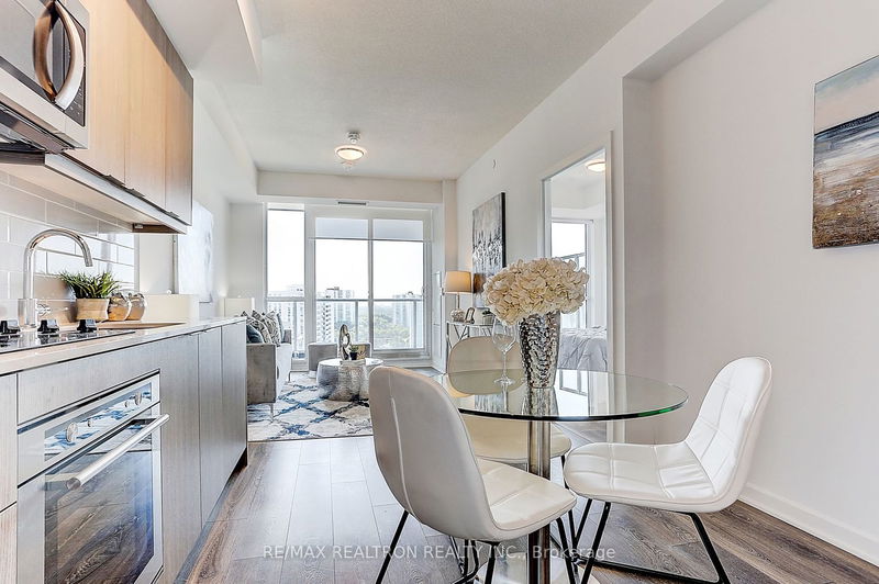 Preview image for 38 Forest Manor Rd #1205, Toronto