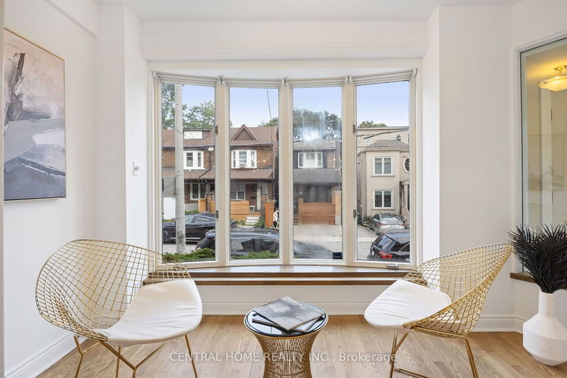 Preview image for 134 Helendale Ave, Toronto