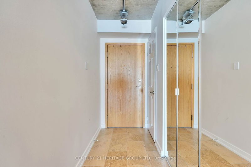 Preview image for 99 Harbour Sq #1408, Toronto