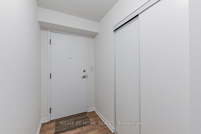 Preview image for 801 Sheppard Ave W #502, Toronto