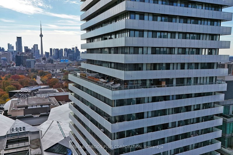 Preview image for 200 Bloor St W #2105, Toronto