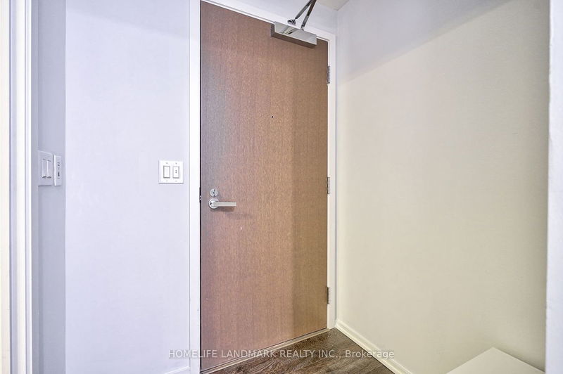 Preview image for 1 Bloor St E #4208, Toronto