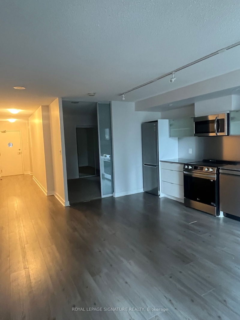 Preview image for 4K Spadina Ave #317, Toronto