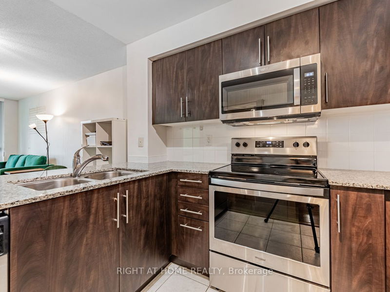 Preview image for 503 Beecroft Rd #1202, Toronto