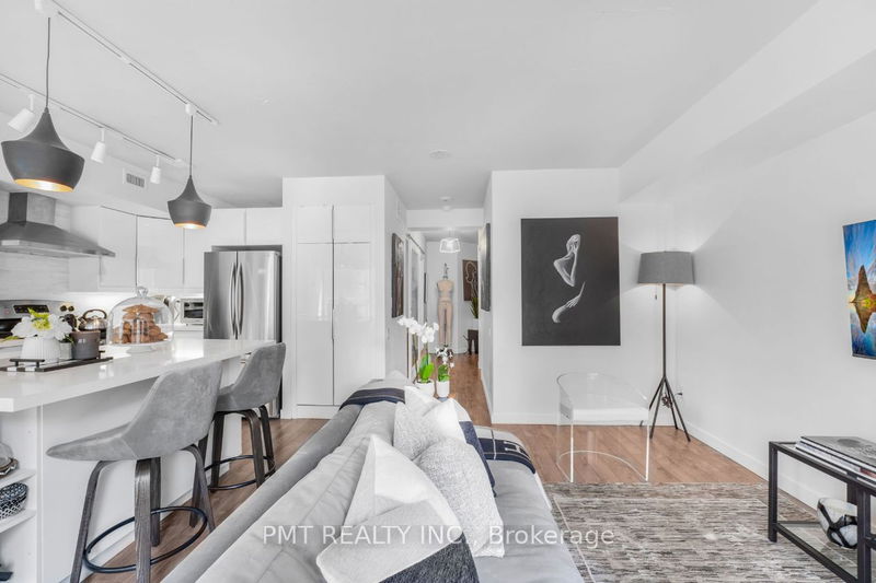 Preview image for 75 Dalhousie St #804, Toronto