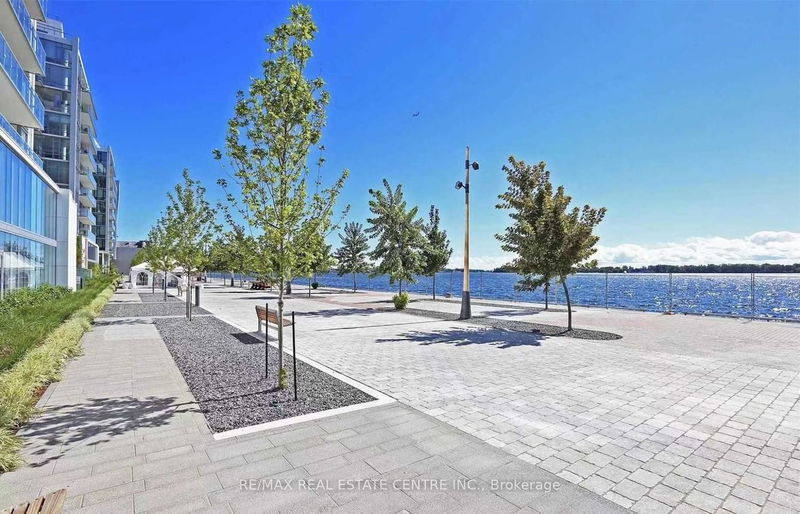 Preview image for 29 Queens Quay E #825, Toronto