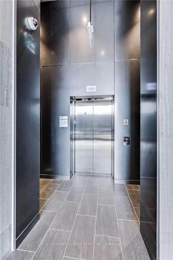 Preview image for 27 Bathurst St #901-W, Toronto