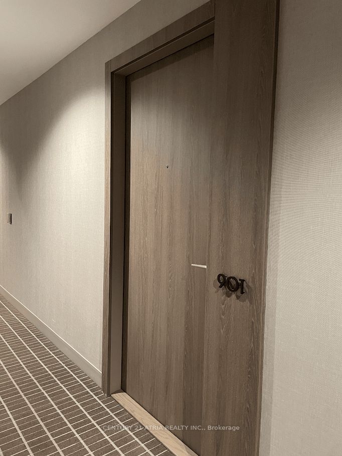 Preview image for 27 Bathurst St #901-W, Toronto