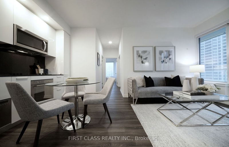 Preview image for 75 Canterbury Pl #1016, Toronto