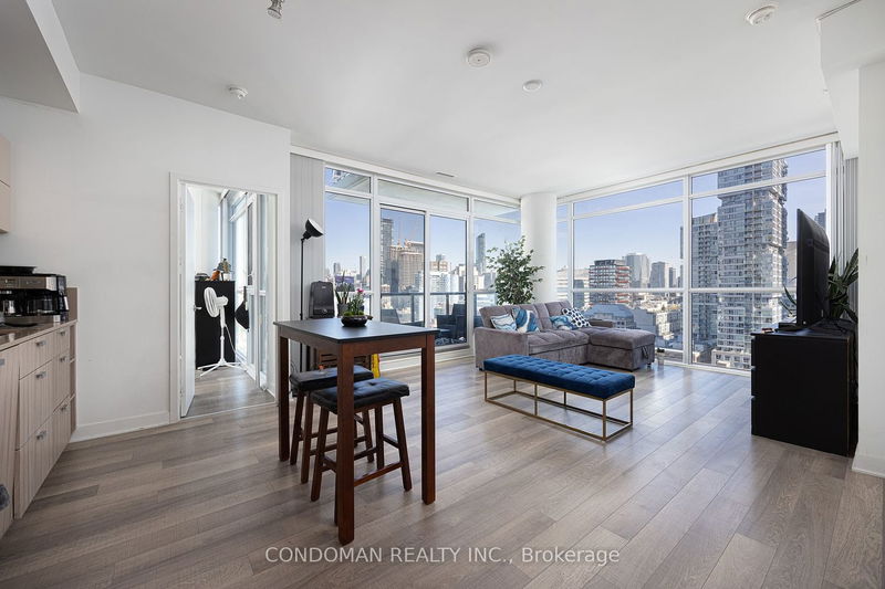 Preview image for 290 Adelaide St W #1905, Toronto