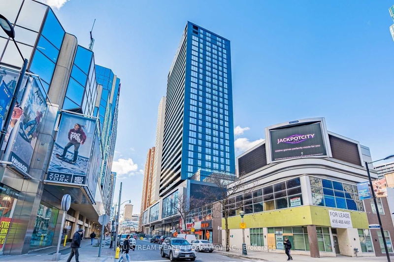 Preview image for 20 Edward St #924, Toronto