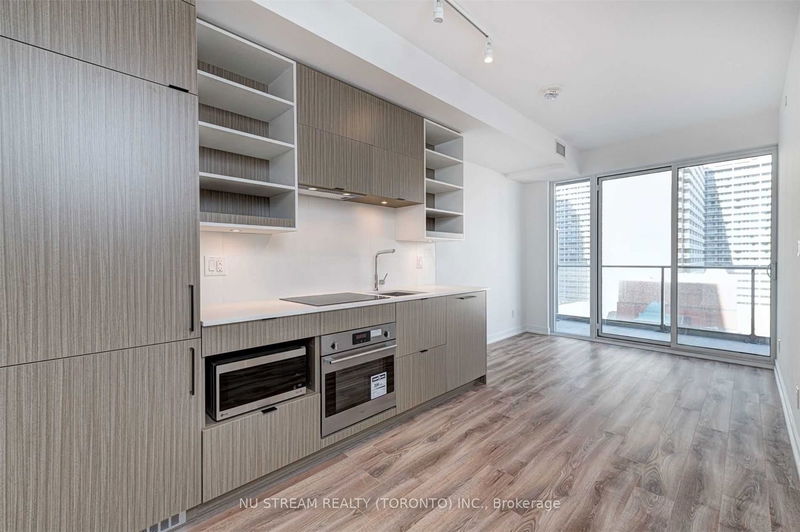Preview image for 20 Edward St #924, Toronto