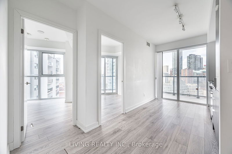 Preview image for 159 Wellesley St E #1109, Toronto