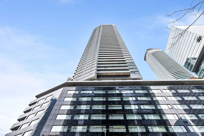 Preview image for 65 Bremner Blvd #2810, Toronto