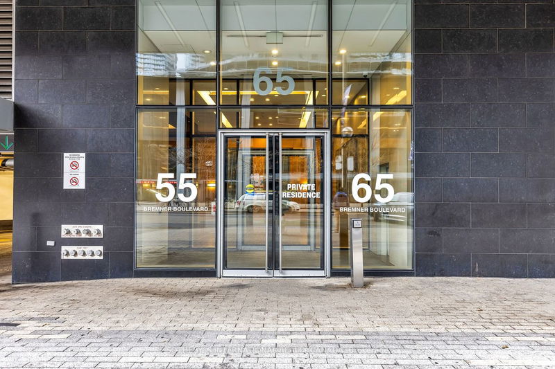Preview image for 65 Bremner Blvd #2810, Toronto