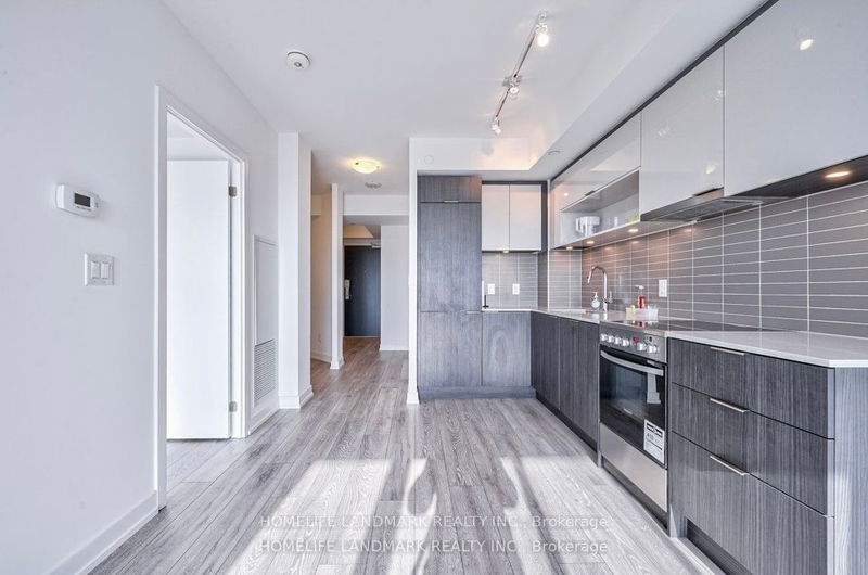 Preview image for 159 Wellesley St E #1207, Toronto