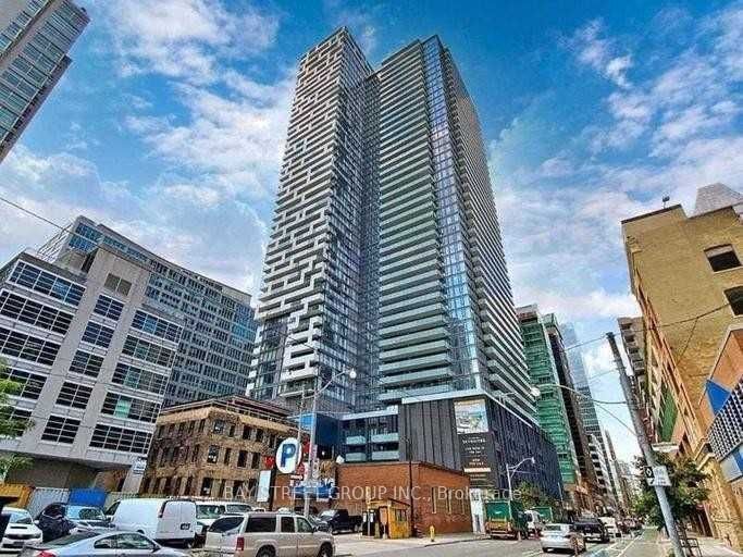 Preview image for 25 Richmond St #804, Toronto