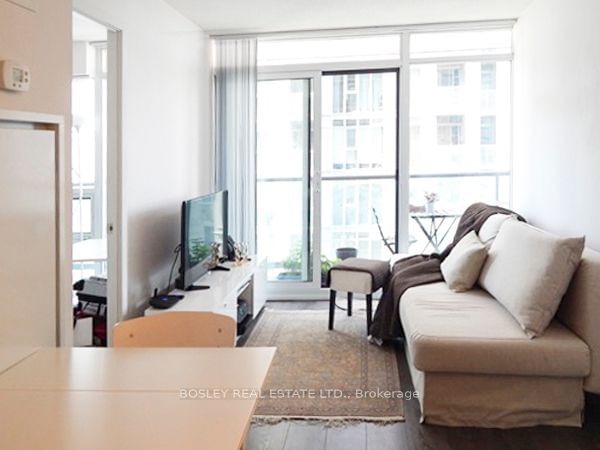 Preview image for 36 Lisgar St #1215W, Toronto