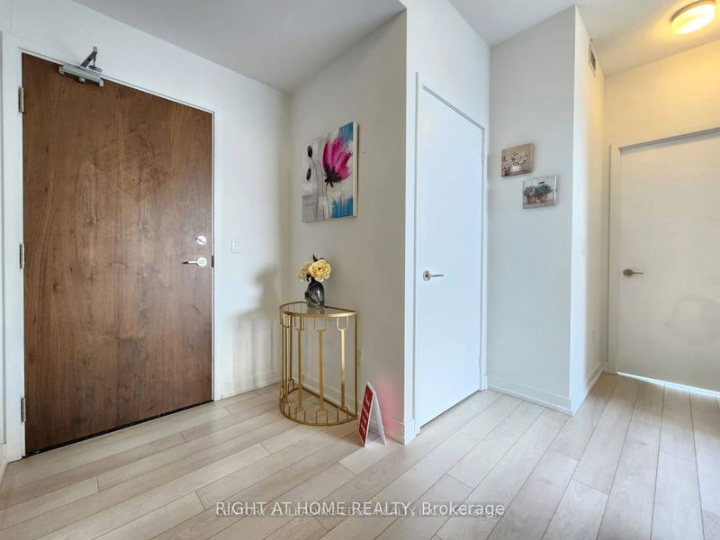 Preview image for 115 Mcmahon Dr #2903, Toronto