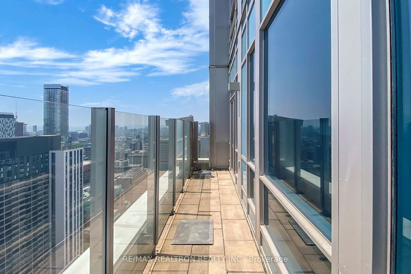 Preview image for 761 Bay St #4001, Toronto