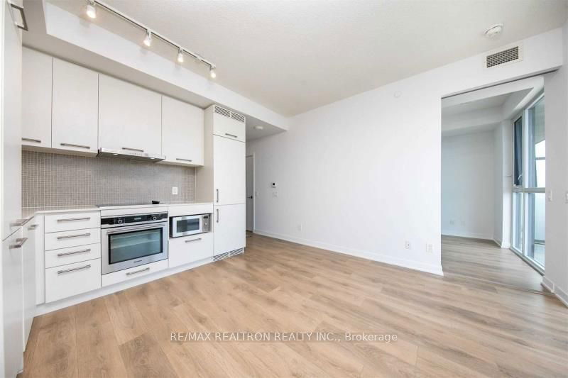 Preview image for 87 Peter St #Ph307, Toronto