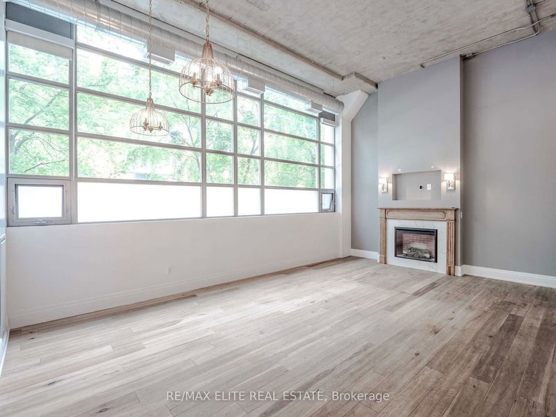 Preview image for 637 Lakeshore Blvd W #115, Toronto