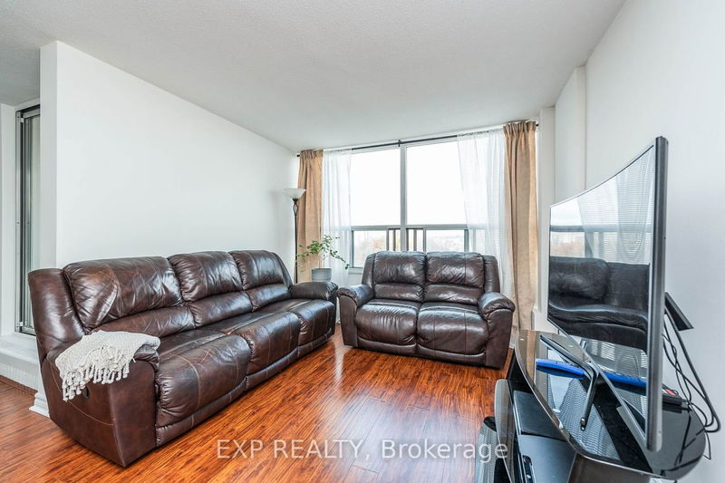 Preview image for 60 Pavane Linkway Lane #1202, Toronto