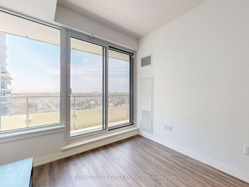 Preview image for 75 Canterbury Pl #1609, Toronto