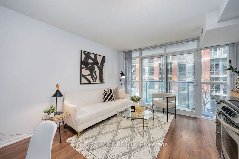 Preview image for 36 Lisgar St #203, Toronto