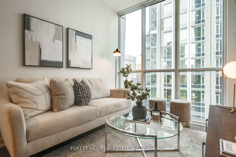 Preview image for 1 Yorkville Ave #802, Toronto