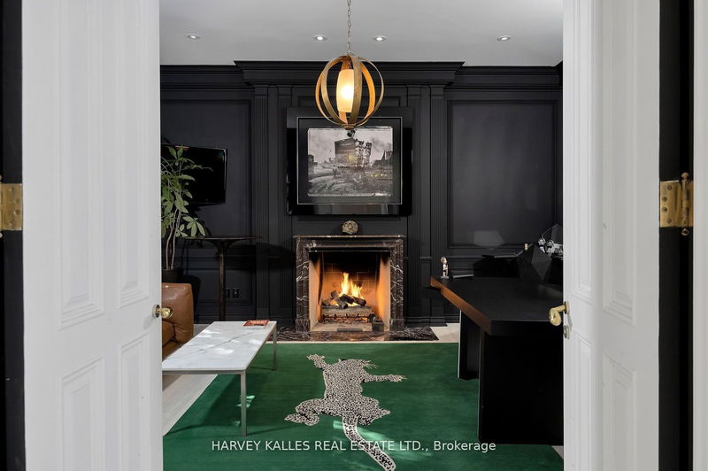 Preview image for 8 Russell Hill Dr, Toronto