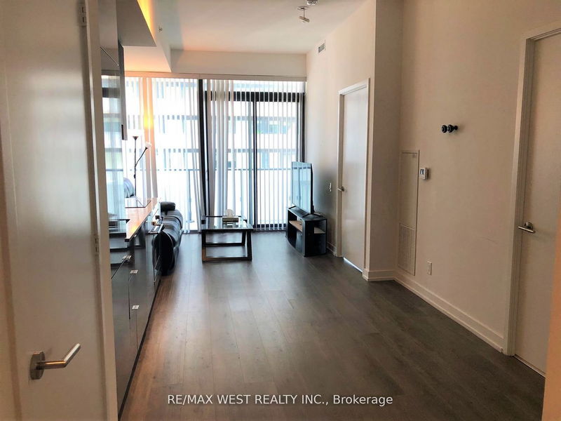 Preview image for 161 Roehampton Ave #908, Toronto