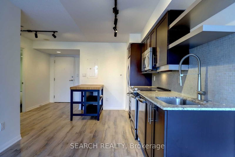 Preview image for 400 Adelaide St E #2214, Toronto