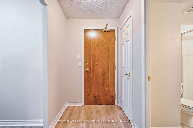 Preview image for 18 Kenaston Gdns #309, Toronto