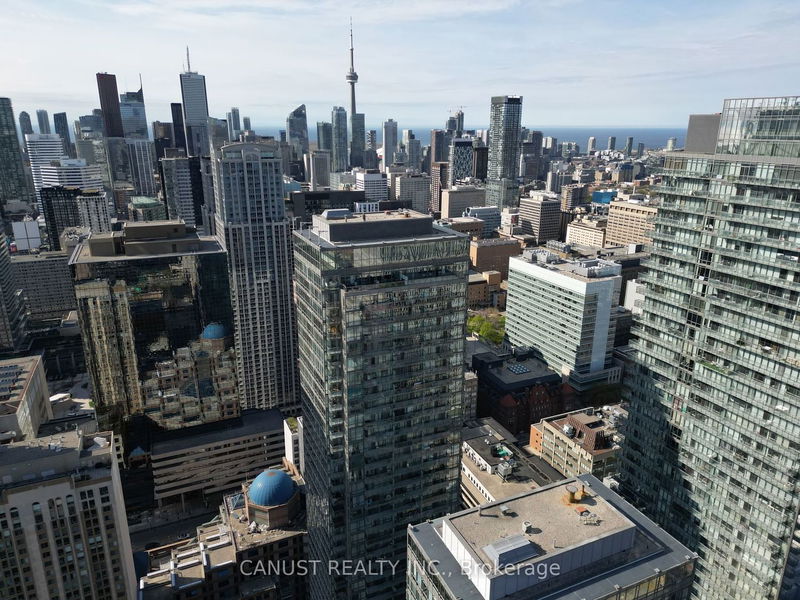 Preview image for 38 Grenville St #3305, Toronto