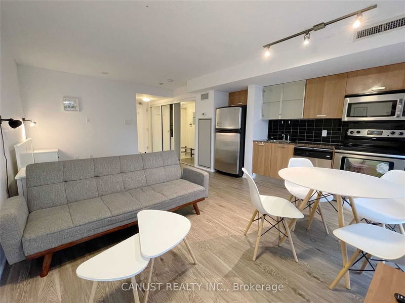 Preview image for 38 Grenville St #3305, Toronto