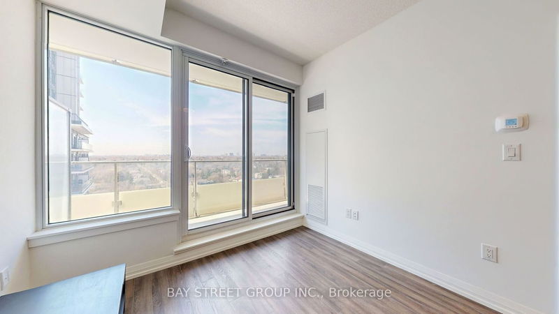 Preview image for 75 Canterbury Pl #1609, Toronto