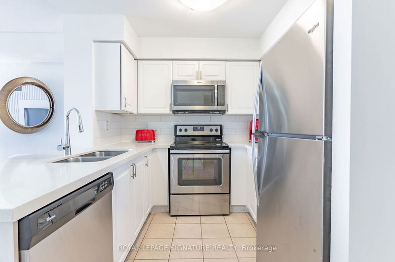 Preview image for 4968 Yonge St #1708, Toronto