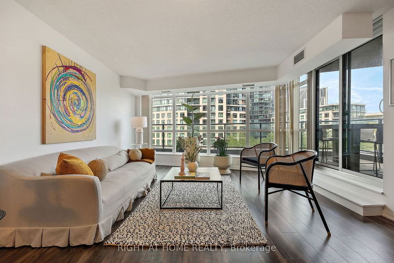 Preview image for 215 Fort York Blvd #419, Toronto