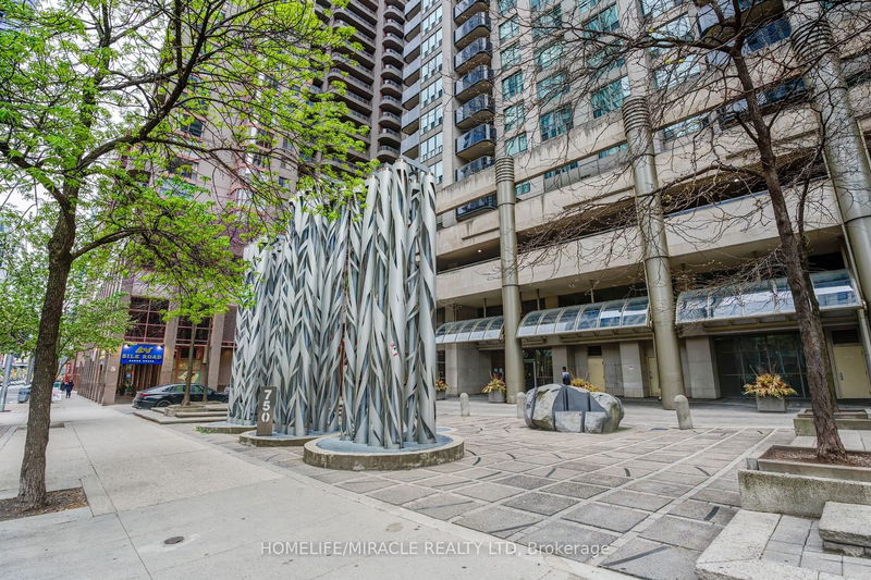 Preview image for 750 Bay St #2705, Toronto