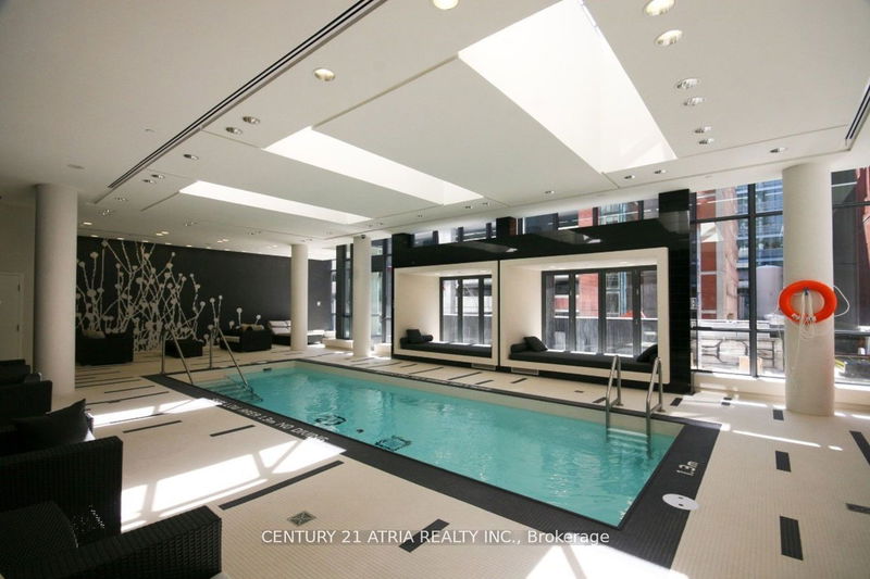 Preview image for 770 bay St #1212, Toronto